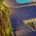 Szafran Villa
